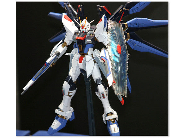 1/100 MG Strike Freedom Gundam